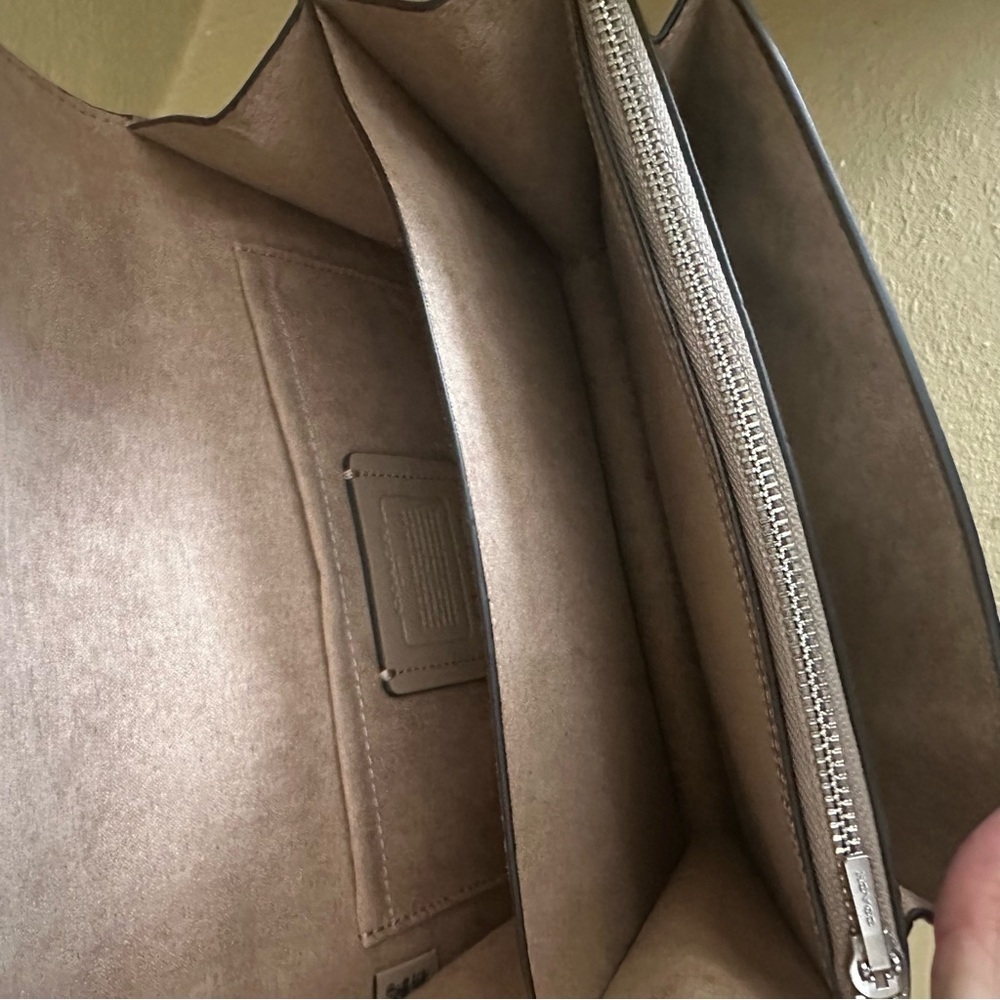 Coach Klare Beige Croc-Embossed Crossbody shoulder Bag - Picture 7 of 15